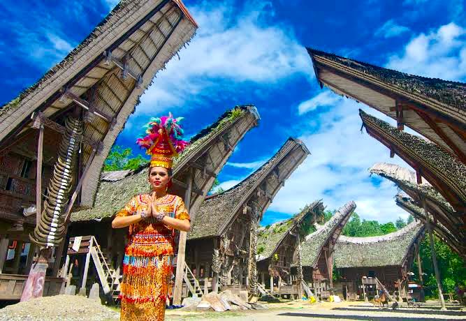 SOUTH SULAWESI TOUR 10 DAYS 9 NIGHTS